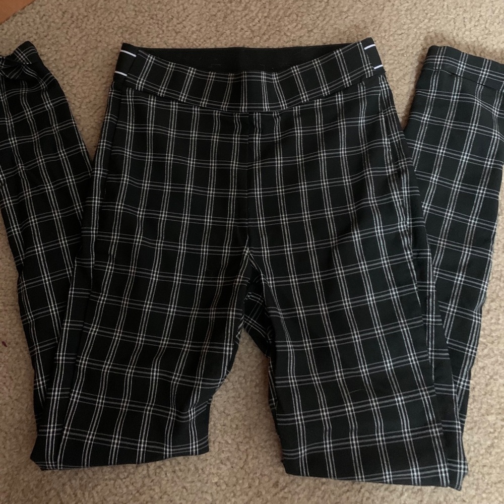 Black and white pants